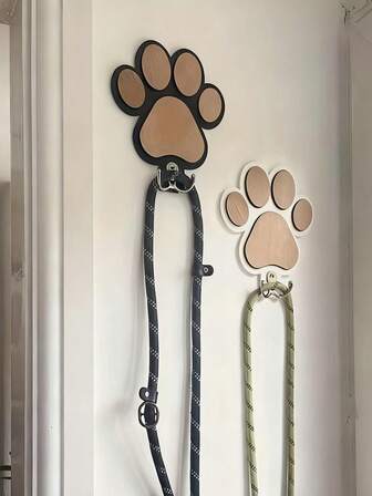 1 st elegant väggkrok i trä med tassavtryck - polerad finish, handgjord handduks- och klädhängare för sovrums- och badrumsinredning