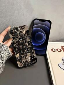 ¡Qué ambiente más terrorífico! Funda para teléfono compatible con Samsung,  17,  16 Pro Max,  15 Pro Max,  13 y  12. Fabricada en TPU, ofrece protección contra golpes y caídas. Un regalo perfecto para familiares, amigos, parejas, el Día de Muertos y Halloween. - Negro - Ver 3