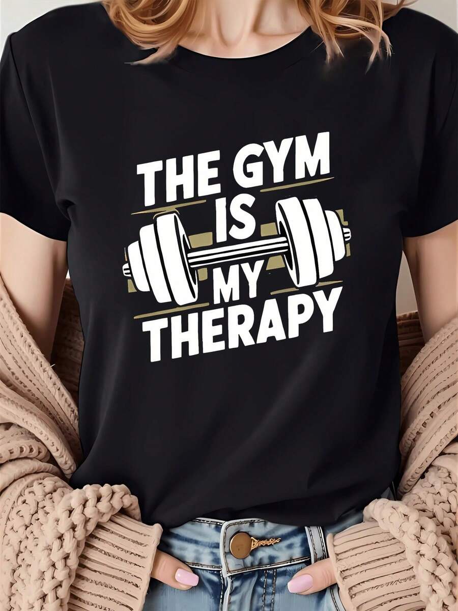 Camiseta gráfica ''El gimnasio es mi terapia'' para mujer - Camiseta deportiva casual negra con diseño de barra, mezcla de 100% algodón suave, cuello redondo, manga corta, ideal para entusiastas del fitness, gimnasio.