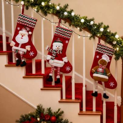 Meias de Natal sortidas, 26*53cm, 3 modelos: Papai Noel, Boneco de Neve, Homem de Gengibre, Meias Decorativas de Natal, Meias para Guardar Presentes