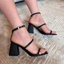 Block Heel Sandal With Straps - màu đen - Xem 4