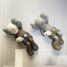 1 CÁI KAWS Nằm Hành Động Hình Mô Hình Mát Mẻ Anime Phụ Kiện Mát Mẻ Đồ Chơi Trang Trí Hình Xe Thích Hợp Cho Trang Trí Phòng Khách Quà Tặng Cho Bạn Bè Quà Tặng Tinh Tế Anime Hoạt Hình Hành Động Hình Bộ Sưu Tập Tượng Mô Hình Búp Bê Đồ Trang Trí - màu nâu - Xem 5