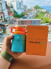 Perfume Unisex Arma f Odyssey Mandarin Sky Men's EDP 100ml/3.4oz | Unique Limited Edition Flask-Style Orange-Blue Packaging | Citrus-Woody Fresh Scent with Mandarin & Musk Undertones | Ideal for Summer Adventures, Daily Wear & Night Outs | Perfect Gift for Christmas, Birthday, Anniversary & Father's Day - Afrutado y cítrico - Ver 2