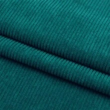 Una pieza de tela de pana de varios tamaños se puede usar para ropa, sombreros, fundas de almohada, sábanas, fundas de sofá, textiles para el hogar, productos para mascotas y otras telas DIY