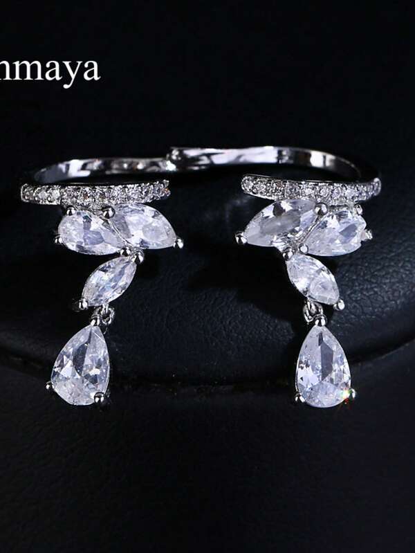 1 par de pendientes de clip de oreja con circonita, estilo elegante europeo y americano, joyería de moda versátil, regalo de Navidad