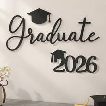 مجموعة ديكور لحفل التخرج 2025، قبعة سوداء وحروف مصنوعة من الشعر الاصطناعي للديكور على خلفية الحائط - الأسود - مشاهدة 4