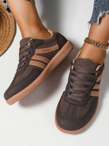 女士时尚休闲软底系带撞色运动鞋，轻便舒适，适合所有女性 - 咖啡棕 - 查看 4