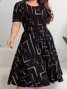 GODÊ MIDI DRESS WITH SHORT SLEEVE BELT AND GEOMETRIC PRINT - Black - View 5