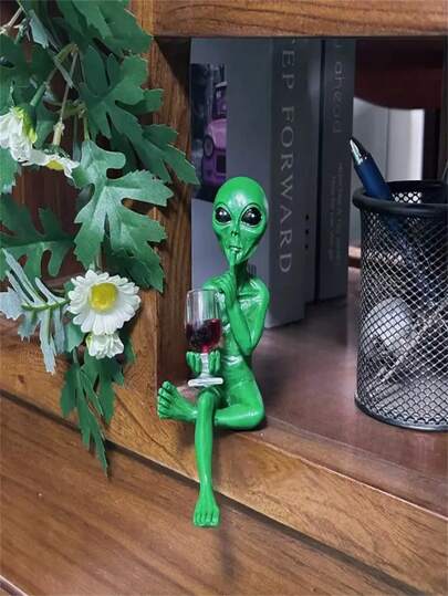 Estatua alienígena de cata de vinos - Una obra maestra de decoración con temática espacial, perfecta para escritorios/estanterías/armarios de vino, imprescindible para fans de la ciencia ficción | Escultura alienígena | Adornos con temática de ciencia ficción | Opción de regalo creativa, decoración de estantería, obra de arte única, adorno hecho a mano exquisito, modelo coleccionable, exclusivamente para amantes de la ciencia ficción