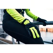 Unisex Gws Thermo Gloves For Outdoor Winter Activities Thermal Insulated TouchscreenCompatible Work Gloves With NonSlip Palm Ideal For Skiing Cycling Driving And Construction Sites Enhanced Grip And Warmth Protection - 黑色霓虹黃 - 查看 4