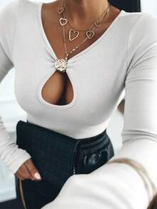 Camiseta de punto de manga larga con cuello en V profundo y calado para mujer, ajuste regular - Blanco - Ver 2