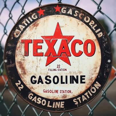 Vintage Texaco Gasoline Theme Sign - Durable 2D Round Foil Engraved Metal Wall Art Poster With Waterproof And Dust-Proof Finish - Perfect For Outdoor And Indoor Decor, DIY Man Cave, Bathroom, Farmhouse, Home, Garden, Bar, Cafe, Office, Patio, Garage Decor.