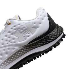 Under Armour 男士休闲鞋，舒适户外训练鞋，高尔夫球鞋，运动鞋，建议选购大 0.5-1 码 3027378-101