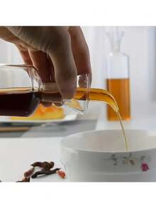 1个高硼硅酸盐橄榄油瓶，无需漏斗，易于灌装，带倾倒嘴，透明食用油瓶，醋瓶，适用于烹饪、烘焙、沙拉、烧烤等，厨房用具，节日实用好帮手，厨房小工具 - 透明 - 查看 5