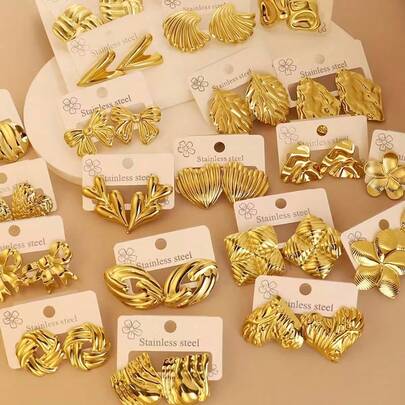 18 Pieces Of Stainless Steel Golden (Random) Geometric Shape Earrings / Heart-Shaped / Spiral Coils And Other Irregular Earrings And Earring Sets