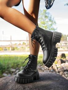 秋冬女士高级黑色真皮2.56英寸厚跟系带侧拉链摩托车踝靴，保暖日常通勤靴，厚底时尚派对西部靴 - 黑色 - 查看 3