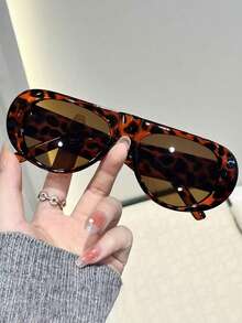 1 Pair Of Small And Stylish Oval-Shaped Women's Glasses, INS Street Fashion Style, Retro Fashionable Glasses, Leopard Print Glasses, Travel And Beach Accessories, Women's Eyeglass Lenses, Basic Style, Autumn And Winter Women's Clothing, Apparel, Business Casual Gifts - Multicolor - View 2
