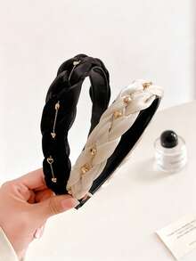 1pc Women's Woven Metallic Heart Chain Satin Headband, Elegant Design To Create Refined Hairstyles, Minimalist Luxe Style, Suitable For Daily Wear, Dates And All Seasons ,Hair Band ,Diadema ,Hair Hoop