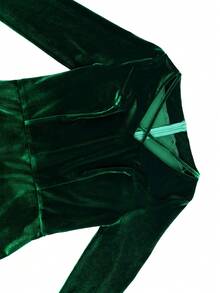Women's Elegant Green Velvet Midi Dress - Criss-Cross V-Neck, Long Sleeves, Belted Waist With Satin Panels, Removable Outer Skirt, Ideal For Christmas Gatherings & Other Formal Occasions - màu xanh lá - Xem 4