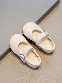 2025年秋季户外女童时尚舒适玛丽珍平底鞋