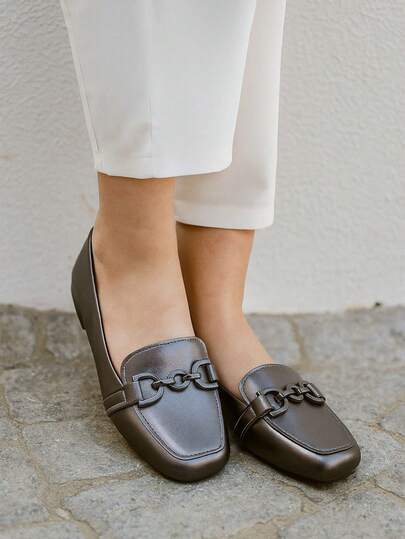 Sapatilha Feminina Mocassim Bico Quadrado Corrente Confort Casual