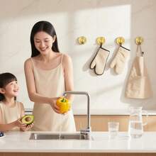 Linwnil - Ganchos de succión para coronas en vidrio, ganchos de ducha impermeables sin taladro, para toallas, batas, abrigos, coronas, gancho de montaje en pared para baño, cocina y corona para puerta - 1 - Ver 8