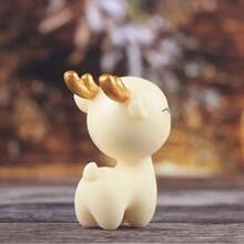 1-Piece Mini Christmas Reindeer Statue, European And American Style Imitation Jade Deer Resin Statue, Indoor Christmas Decoration, Suitable For Fireplaces, Party Tables, Shelf Decorations - Multicolor - View 7