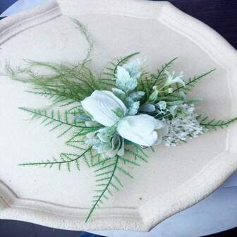 1件空灵新娘郁金香花卉发饰，森林风格婚礼头饰，新娘发夹，适合户外拍摄，休闲花卉印花植物装饰