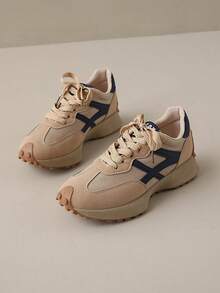 女士户外休闲运动鞋，适合四季通勤，防滑、防臭、透气舒适，系带设计方便穿脱。 - 卡其 - 查看 3