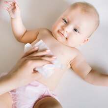 Walfort.| Toallitas húmedas para bebé.Limpieza suave y delicada para la piel de tu bebé.Resistentes y sin alcohol.Caja con 12 paquetes con 10pzs c/u - 1 - Ver 5