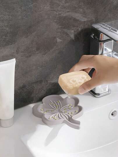 1pc Soft Silicone Soap Dish, Household Soap Box, Minimalist Portable Soap Case, Creative Home Soap Storage Box, Bathroom Storage Box, Easy To Clean Soap Holder, Kitchen Drain Soap Tray