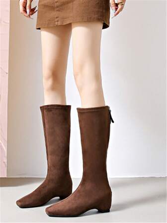 Damen Mode Quadratische Zehenform Lässig Pendler Stiefel mit Reißverschluss hinten, Velourslederoptik, erhältlich in Kamel, Schwarz, Braun, Knöchelhoch, geeignet für den Winter