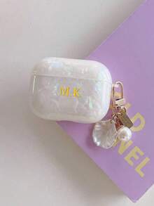 Personalized (With Shell Hook) Luxury & Fashionable Shell Butterfly Earphone Case Compatible With Apple 1/2 3 4 Pro, Customized Letter Name, Back To School, Valentine's Day Gift, Good Birthday Gift, Holiday Gift, Gift For Him/Her, Personalized Gift, Customized Product, Customized Gift For Her/Him, Anniversary/Wedding Gift, Personalized Gift For Dad/Mom - White - View 1