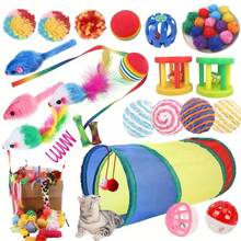 Conjunto de 21 peças de brinquedos aleatórios para gatos, incluindo diversos sinos de plástico e bolas coloridas. O conjunto contém 1 túnel para gatos, ideal para brincadeiras dentro de casa. Um presente perfeito para gatos e amantes de gatos, seja para o Natal ou outras ocasiões especiais. - Multicolorido - Ver 3