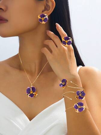 1 st/set elegant blommigt glaserat rostfritt stålarmband, ring, örhängen, armring, halsbandssmyckeset för kvinnor, modernt och mångsidigt, lämpligt för kvinnors fester, bröllop, sammankomster, resor och högtidskläder (guldfärgade smycken för kvinnor)