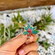 Birth Month Flower Enamel Pin - Elegant Brooch For Women's Accessories - Unique Birthday Or Mother's Day Gift - Perfect For Wedding Suits & Dresses - Floral Lapel Pin - Ideal Flower Lover's{Inchsize_nameinch:InchCaseof1inch,Inchcolor_nameinch:InchDecember-Hollyinch} - Cây nhựa ruồi tháng 12 - Xem 5