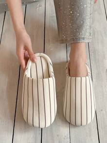 خط أبيض رفيع