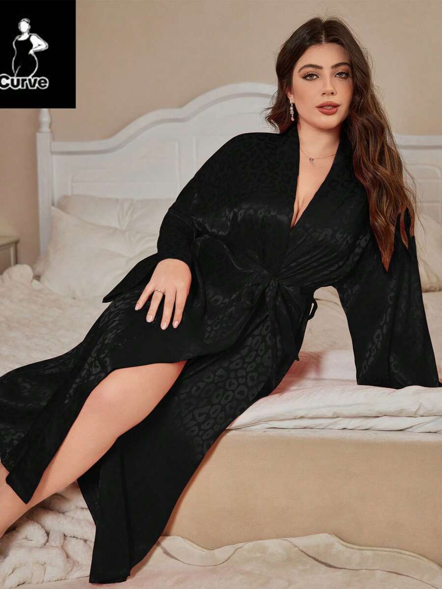 Plus Size Women's Elegant Long Tie-Waist Jacquard Robe, Suitable For All Seasons, Winter