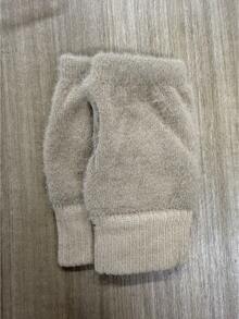 1 Pair Of Mink Soft Winter Half-Finger Gloves For Women Warm Luxury Pure White Plush Knitted Fingerless Gloves Wrist Gloves For Writing, Class And Work