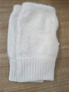 1 Pair Of Mink Soft Winter Half-Finger Gloves For Women Warm Luxury Pure White Plush Knitted Fingerless Gloves Wrist Gloves For Writing, Class And Work