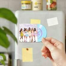 KATSEYE，KPOP 风格亚克力冰箱贴，Katseye 亚克力冰箱贴，世界女子组合，Manon、Sophia、Daniela、Lara、Megan、Yoonchae，送给朋友的特别礼物，可爱有趣的亚克力冰箱贴，装饰性白板和冰箱贴，可爱的办公室和厨房配件，用于家居装饰。 - 彩色 - 查看 5