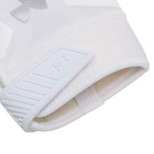 Under Armour 男款訓練手套 休閒運動手環膠合設計分指手套 1381942 - 白色 - 查看 7