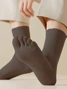 1 Pair Men's Five Toe Socks, Autumn/Winter Anti-Slip Moisture Wicking Odor Resistant Long Crew Socks, Multi-Color Versatile Mid-Calf Socks - Multicolor - View 15