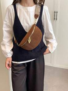 Dedoo Women's Velvet Fanny Pack Chest Bag With Zipper, Wide Strap, Large Capacity Saddle Bag, Versatile Crossbody Bag