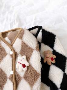 可爱毛绒狗狗猫咪背心外套，带3D小熊和领结 - 宠物服装，适合中小型犬猫，柔软保暖宠物服