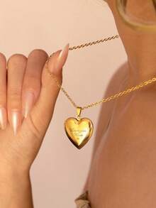 1 Customized Personalized Photo Love Pendant Necklace, Made Of Stainless Steel Material, With Creative, Elegant, Classic And Versatile Customized Photos For Daily Wear. Warm Jewelry Gift For Ladies,Chic Autumn Valentine's Day Gifts Christmas Gift