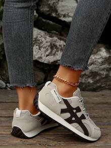 Women's Fashion Flat Platform Lace-Up Geometric Color Block Sneakers, Low-Top Casual Campus Student Versatile Athletic Shoes