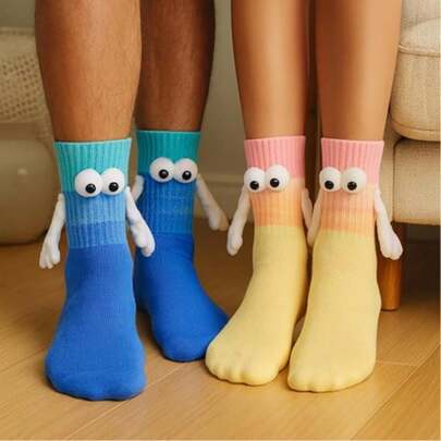 2 Pairs Gradient Color Couple/Best Friends Holding Hands Cute Cartoon Eyeball Funny Magnetic Casual Crew Socks, Warm Mid-Calf Socks
