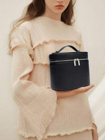 女士时尚黑色化妆包，带可调节隔层 - 便携式旅行化妆包，美妆必备收纳包，美妆必备整理包 | 时尚化妆包 | 耐用拉链封口，化妆包，化妆袋，化妆包，洗漱包，旅行必备，邮轮必备，度假必备，男女通用