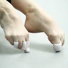 6 قطع واقيات أصابع القدم من السيليكون، واقيات احتكاك الأحذية، واقيات رأس الحذاء الرياضي، مريحة وغير كاشطة